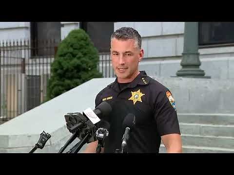 Law enforcement holds news conference as manhunt for Travis Decker continues