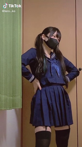 左下に再投稿ボタンがあったら押してみてっ😋 #ティルトアップ #コスプレ #ツインテール #制服 #踊ってみた #むちむち