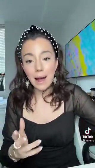 i'm not saying she's lying and i'm not even saying this doesn't happen (it does) but again i am simply asking everyone to be way more skeptical of former bad actors who turn the front camera on and "get real"