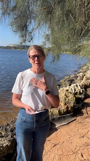 I attended the inaugural PDA Conference at Optus Stadium in Perth this week. Two points really stuck with me, and I want to share one here. When I am approaching a child, an adult, or anyone, I am going to pause and ask myself: Do I have compassion? Do I have curiosity? Taking that moment helps me connect with the person in a calmer and more understanding way. #AutismAwareness #Neurodiversity #Neuroaffirming #TonyAttwood #MichelleGarnett #AutisticCommunity #TeacherTraining #ProfessionalDevelopme