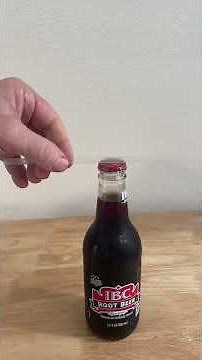 The straw static trick that looks like magic ✨ #Science #Experiment #Shorts