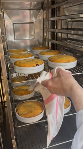 La recette du clafoutis aux cerises 🍒😋 | La Guinguette de Neuilly