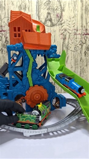 ​Thomas the Tank Engine EPIC Train Stunt Challenge!