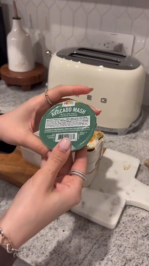Asmr pack my lunch with me for work! 🤍 lmk if you still want more of these & if you’re still loving the asmr reels :) -cranberry cucumber chicken salad -baby carrots, dubliner cheese & pretzel crisps -hashbrown, two eggs & avocado -sparkling water & granola bites #asmr #packing #organization #neutralstyle #lunchbox #explore whats in my bag, lunch ideas, pack my lunch with me, asmr lunch packing reels, meal prep inspo, Marc Jacobs tote bag, amazon finds, quick and easy lunch ideas, work lunch in