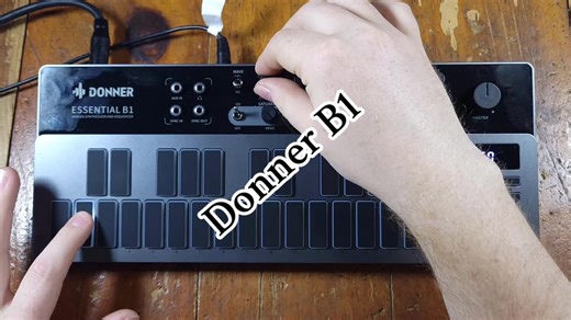 Jamming On The Donner B1 ! @Donner Music * I'm impressed by the build quality for the price and the sound is pretty good 👍 #Donner #synth #syntheziser #analogsynth #synthwave #piano #demo #music #bass #basssynth #cool #keyboard #fyp #foryou #foryoupage