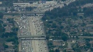 TRAFFIC ALERT: The freeway is shutdown near Anaheim on the northbound side of the 57 freeway at the 91. All lanes are stopped as authorities are dealing with a situation on the overpass. SHARE with those you know who may be travelling in this area. Thank you | FOX 11 Los Angeles