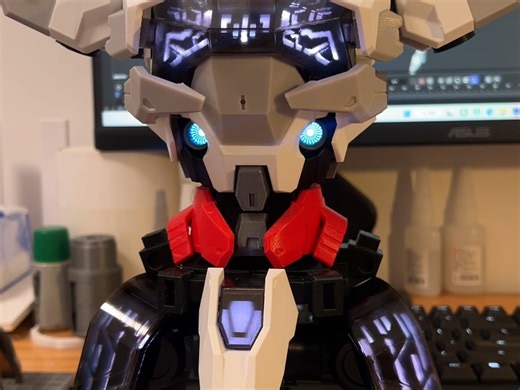 3d打印异灵高达加灯进度