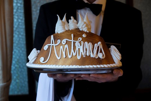 If you've never watched a New Orleans pastry chef fire up a Baked Alaska at Antoine's, we have you covered. | NOLA.com