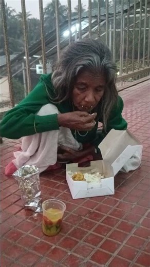 Regular Serving Food for the homeless people #help #homeless #feeding #homelesspeople