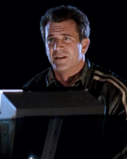 That Lethal Weapon 4 Highway Chase Hits Different #shorts #film #movie #edit