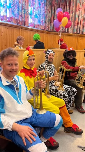 Mit der Ausrückung zum Seelensonntag geht das musikalische jaht der Musikkapelle St.Veit zu Ende. Danke allen Musikantinnen und Musikanten, allen Gönnern und Sponsoren! Wir sehen uns im dann 2026 wieder…… | Musikkapelle St.Veit in Defereggen