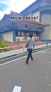 1.4M views · 10K reactions | Milik rakyat #amanatrakyat #viral #hariini #demo #demolombok #dprdprovinsi #kantordprdprovinai | Ferry LEBET | Facebook