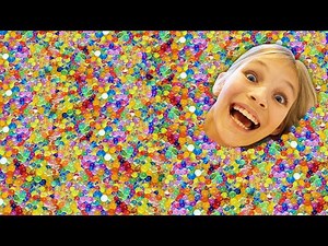 Amelia and Avelina catch a thief and visit a magical theme park PART 3!!! - Videos For Kids