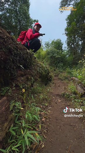 Giày trekking chất lượng cho những chuyến leo núi