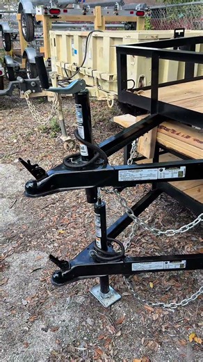 Buying a trailer? Here is 3 things to look for: Strong frame, Proper weight capacity, Reliable tires