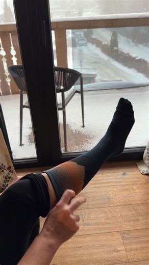 The Physio Centre on Instagram: "THIS SOUND NEVER GETS OLD. Ski boot fitting can make or break a holiday. Don’t let it ruin yours. Have a quick look at the link in our story, to give you the top tips to get the fit right! #asmr #skiasmr #wintersounds #snowasmr #satisfyingsounds"