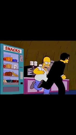 Homero atrapa a James Bond en Los Simpsons