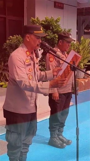 Apel pagi dan serah terima piket jaga Polsek Pademangan