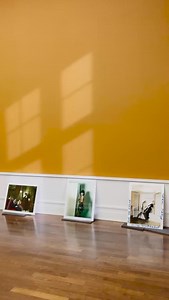 While we are setting up the upcoming exhibition “Polaroids”, join us for a look behind the scenes! From painting the rooms in a fresh new color, unpacking the incoming photographs from all over the world to putting them on the walls, our team is working non-stop.. “Polaroids” will invite you to envision Newton’s creative process, from initial concepts to final images. Newton relied on Polaroids primarily to prepare for fashion shoots. These instant photographs served as visual sketches, helping 