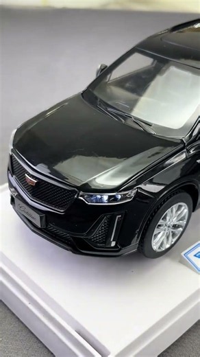 Unboxing 1:24 Scale Cadillac XT6 | Diecast Car Collection | Model Cars #diecast #modelcars