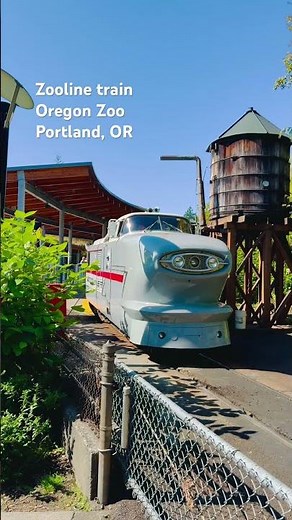 Zooline train at the Oregon Zoo #portlandoregon #travel