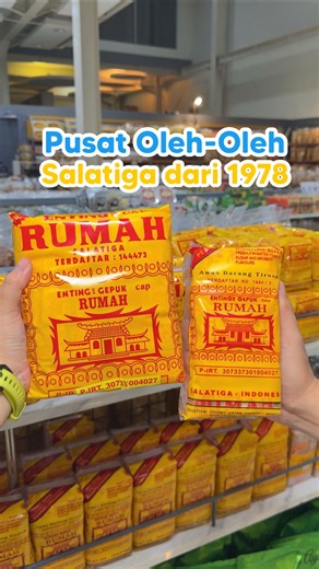 Kuliner Salatiga on Instagram: "PUSAT OLEH-OLEH LEGEND SALATIGA DARI TAHUN 1978 YG PUNYA 500++ PRODUK‼️ Rill definisi sesungguhnya dari “PUSAT” ini tempat, LENGKAP BENER YA PUN10 @toko_luwes Cari oleh2 Salatiga komplit pol disini mulai dari enting-enting, mau yg biasa, iris, bentuknya bulet, sampe enting2 kekinian rasa cokelat/vanilla, keripik paru mau yg ga pake tepung, tepung tipis, tepung tebel, sampe keripik paru pedes, gula kacang, minuman (kopi/wedangan), frozen food segala ada😭🫶🏻 Bahka