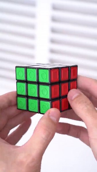 Un cubo de Rubik para ciegos 😮 #cuby #cuboderubik #curiosidad #puzzle
