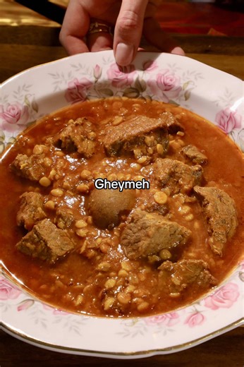 Khoreshteh Gheymeh🫶 Persian yellow-split pea stew. Ingredients Stew: 3lbs stewing beef 2 cups yellow split peas 3 limoo amani 1 tbsp saffron water 2 tbsp tomato paste 3 tbsp vegatable oil 1 tsp turmeric 1 tsp ground pepper 1 tsp salt 1/4 tsp ground cinnamon 1 small cinnamon stick 2 tsp golab Roughly 5-6 cups boiling water Instructions: Rinse the split peas. Cover them with water and let soak for 20 minutes. Drain, then put in pot, cover with water, put lid and boil for 10 minutes. Remove some o