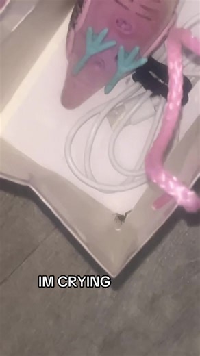 𝔅𝔦𝔩𝔩𝔦𝔢 𝔈𝔦𝔩𝔦𝔰𝔥 (@billieeilishpi4)’s videos with original sound - eroooo. - 🦦