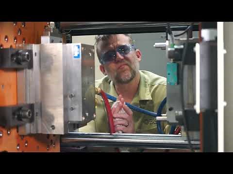 How to Clean an Injection Mold Inside the Machine