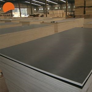 [Hot Item] Formply F17 Black Film Faced Plywood for Concrete Formwork in Australia