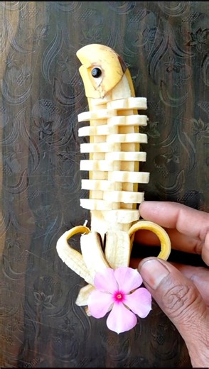 Next-Level Fruit Cutting Banana 🍌 Carving #trending #short #fruitcutting #banana #fecbookreels 😱🍌😱🧡