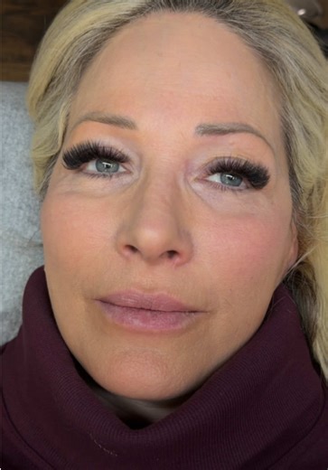 Your new favorite lash studio 💅✨ 📍 Naperville Call us today to schedule appointment #foryoupage #lashes #lashartist #naperville #bellalashstudio