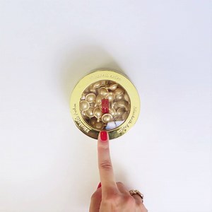 Day and night, Ceramide Capsules are always in my skincare routine http://bddy.me/2e3qcsJ | Elizabeth Arden