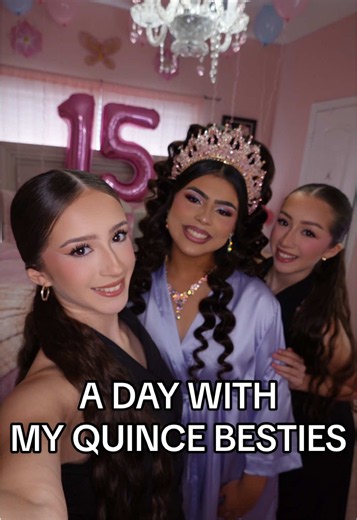 Quinceañera Besties: How to Book Your Quince Dream Team