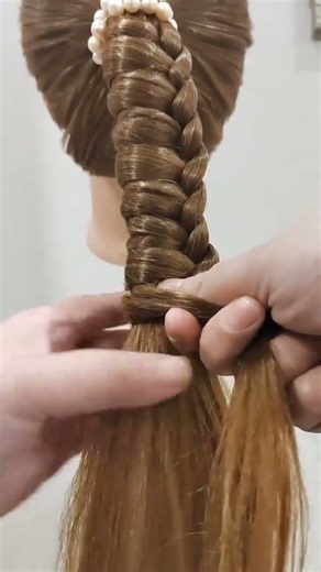 Master the Ponytail Braid Technique