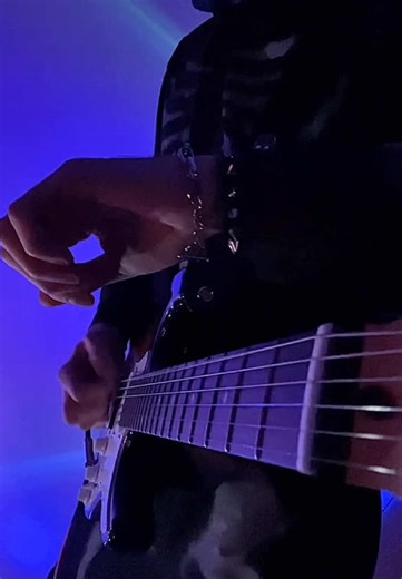 Mastering the Guitar Cover of Enter Sandman