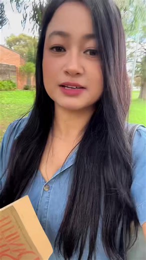 Make a Lasting First Impression with Stylish Dresses