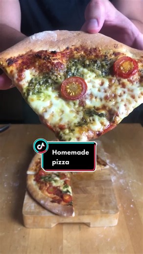 Homemade pizza 🙌🏼 easy pizza dough recipe from BBC goodfood 👌🏼