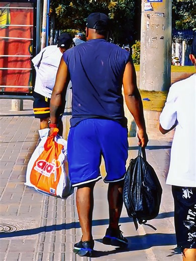 The perfect robbery 🤣 #funnyprank #prankvideo #funnytiktok #funnycomedy #funnymoment