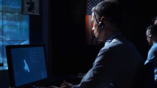 Alien Arrival: Preparing for Contact S01:E03 - Alien Insiders Speak