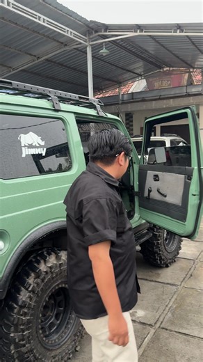 Katana Tahun 89 . full upgrade - 4x4 Aktif - Awning - Inverter 1000 wat - Audio Full Subwoofer - Layar Android - Ac Dingin - Powe Stering - winch plasma - free lock - shock bilstein - lampu sorot/led bar - lampu atas belakang, roof rack , lampu kabut #fyp #mobilbekaslumajang #jualmobilbekaslumajang #mobilsecondlumajang #katana4x4