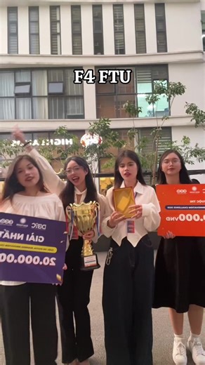 F4 FTU lụm nhẹ cái cúp Quán quân Cuộc thi Kinh doanh số #dbic #dbic2025 #ftu