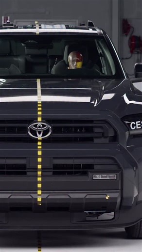 New IIHS safety ratings were recently posted for the 2025 Toyota 4Runner. ℹ️ The midsize SUV earned our highest rating of good in the 37-mph side crash test seen here. Several other lackluster ratings, however, take it out of contention for a 2025 TOP SAFETY PICK. | Insurance Institute for Highway Safety