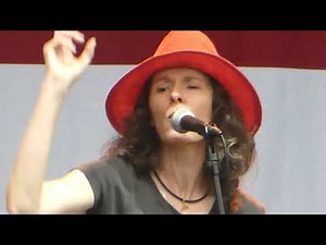 Edie Brickell & New Bohemians - What I Am (Austin, TX 2018)
