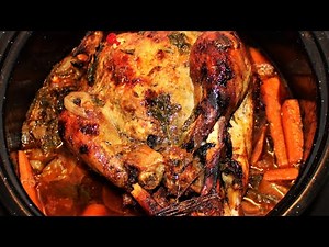 Ζουμερή Γαλοπούλα Στην Γάστρα με Γέμιση με Κιμά και Κάστανα