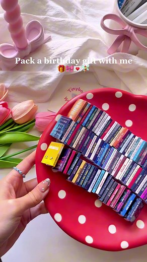 Creative Birthday Gift Ideas for Book Lovers