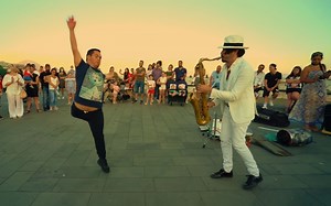 街头萨克斯《BILLIE JEAN》 Michael Jackson - STREET SAX PERFORMANCE