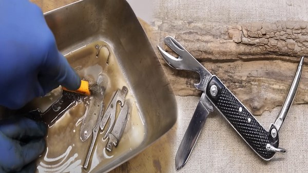 Rescuing A Classic British Military Pocket Knife With Precision