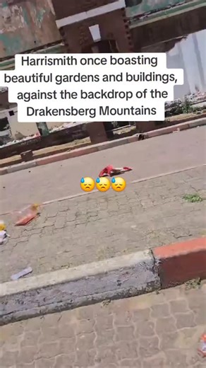 Laura Kaley on Instagram: "Harrismith used to be a prime location essential for transporting goods across South Africa. It was known for its beautiful architecture and natural beauty...cry our beloved country 😓 #southafrica #ramaphosa #anc #failedinfrastructure"